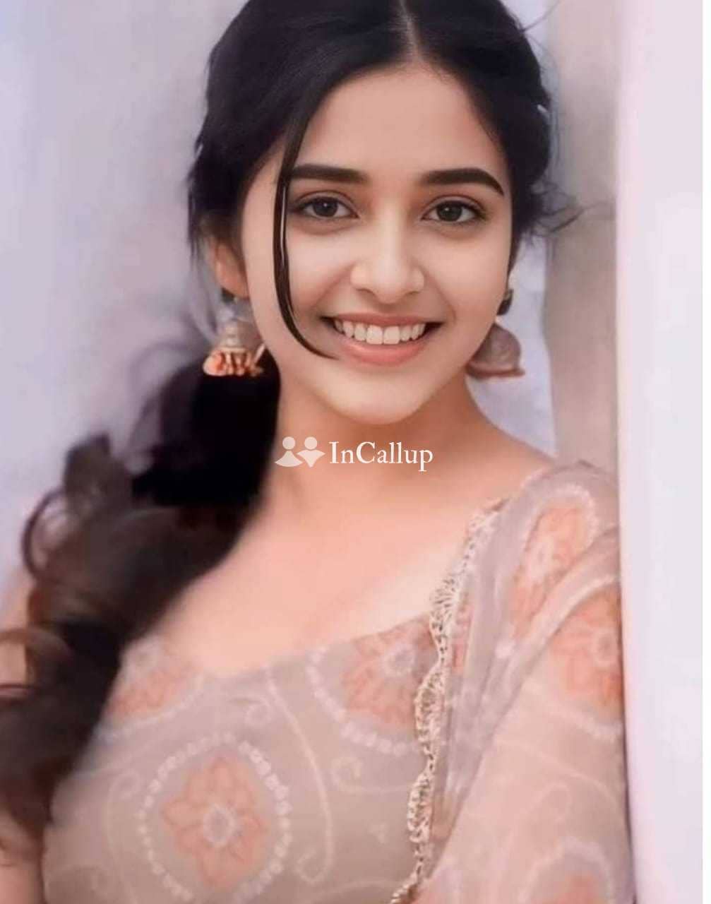 fun available in bangalore alluring blonde hair and brown eyes i am sima a twenty year old call girls - Call Girls in Bangalore