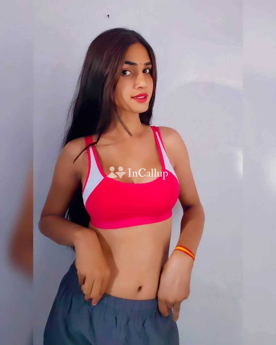 call now priys Sharma available hotel and home service - Call Girls in Bangalore