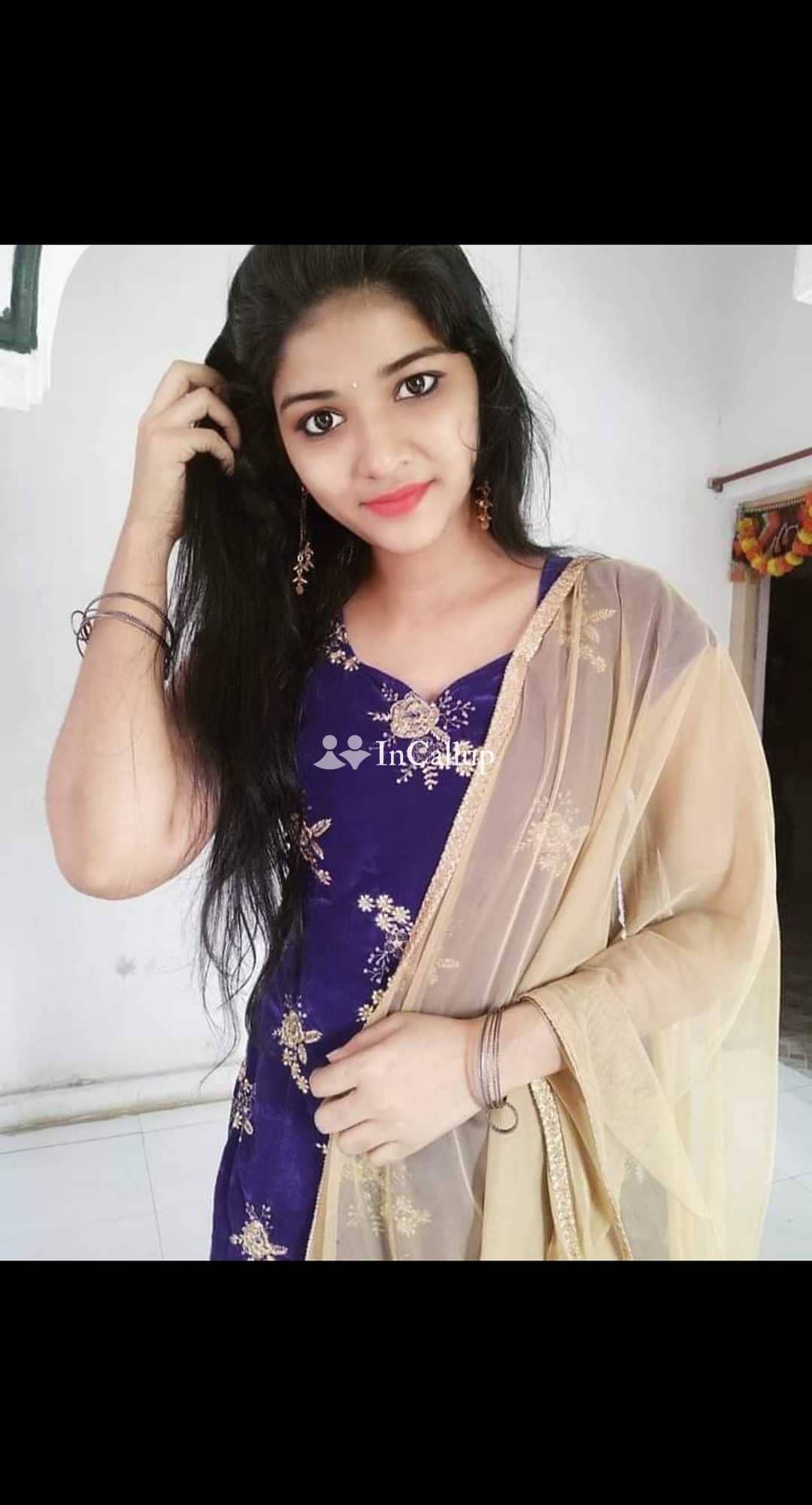 with curvy figure and black eyes gorgeous santi kumari banka twenty year old call girls waiting for you - Call Girls in Banka