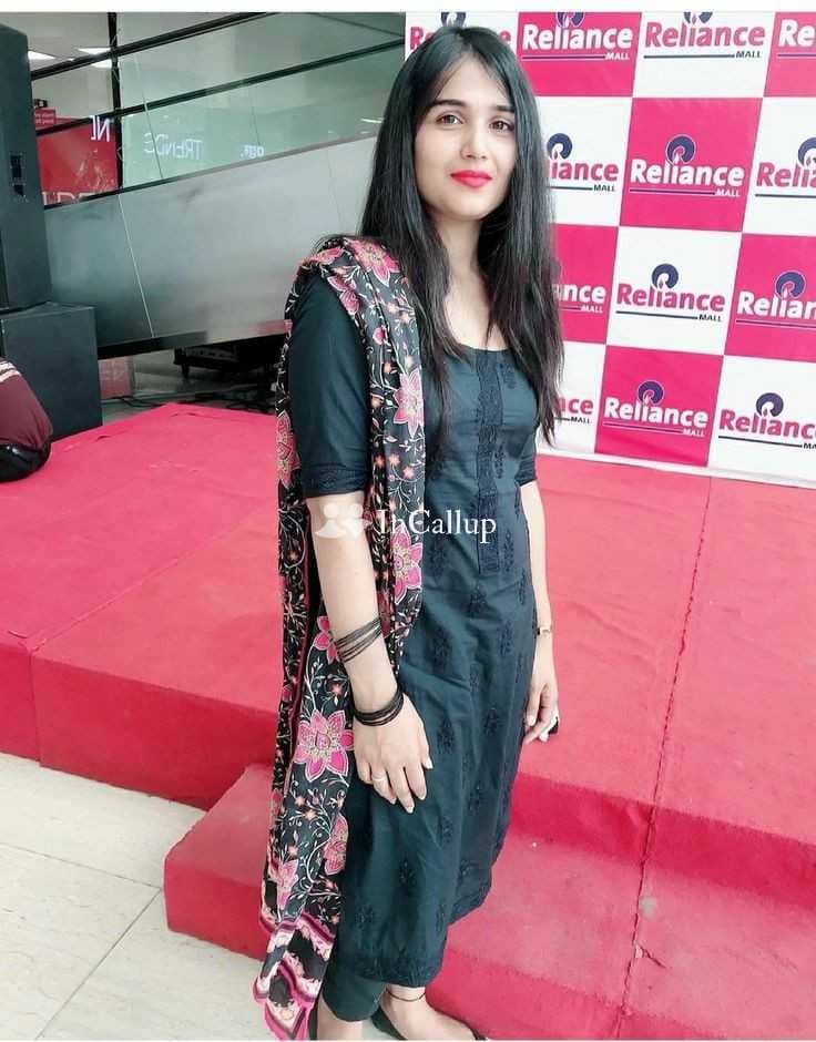 sensual curves and black hair known for being affectionate available for private dates - Call Girls in Bankura
