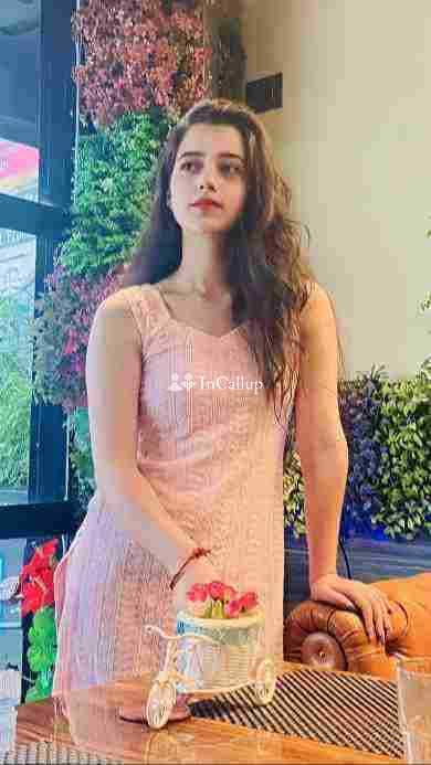 known for being sexy available for girlfriend experience petite with brunette eyes and blue hair - Call Girls in Bankura