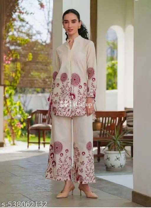 available for home visits classy bapatla call girl nineteen year old call girls woman known for being charismatic - Call Girls in Bapatla