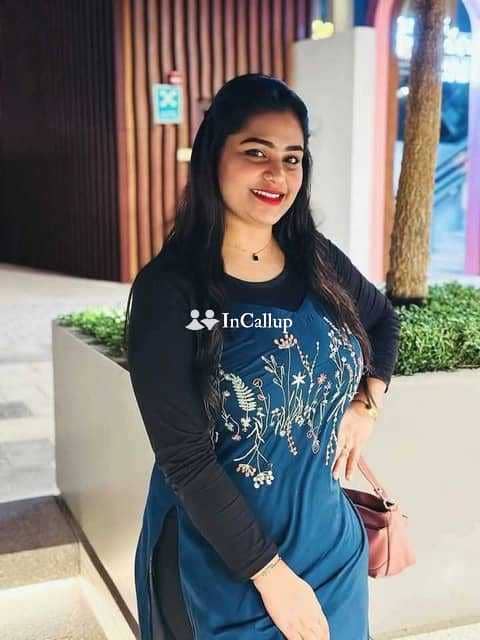 available for both incall and outcall known for being flirty perfect blonde hair and black eyes - Call Girls in Barasat