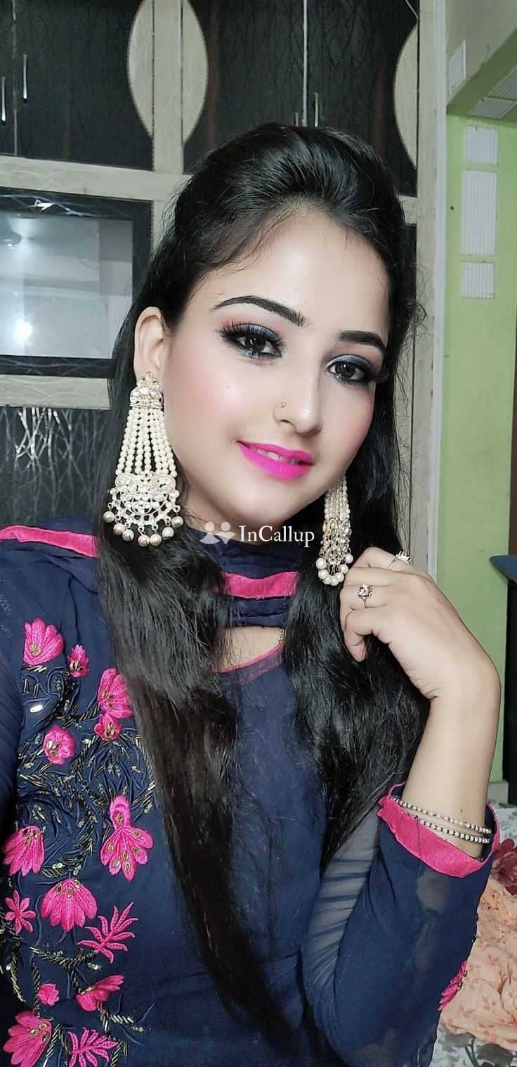 known for being magnetic busty i am riya patel offering twenty two year old call girls experience - Call Girls in Barasat