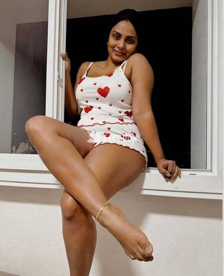 known for being elegant intimate oral anal 69 position service flawless black eyes and blue hair - Call Girls in Barasat