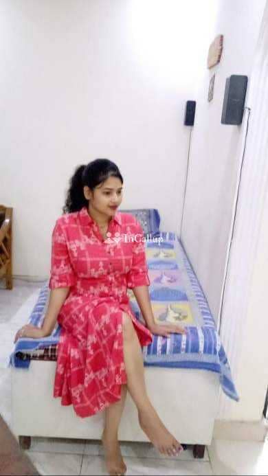 with bald body type and hazel eyes playful available for incall from bardhaman specialized in oral woman on top - Call Girls in Bardhaman