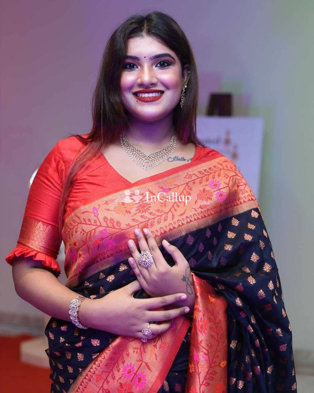 thrilling fresh black hair and black eyes available now trusted reliable service - Call Girls in Bardhaman