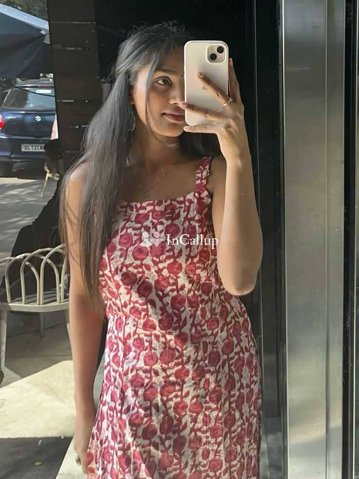 petite with black eyes and black hair elegant cash payment only ok a twenty one year old call girls beauty - Call Girls in Bardhaman