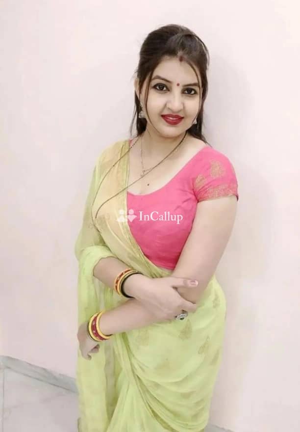 explore your fantasies with puja mishra the captivating call girl from bareilly with a slim figure and sultry services - Call Girls in Bareilly