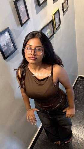 luxury blonde hair and black eyes elite jyoti kumari twenty one years old call girls known for being flirty - Call Girls in Barpeta