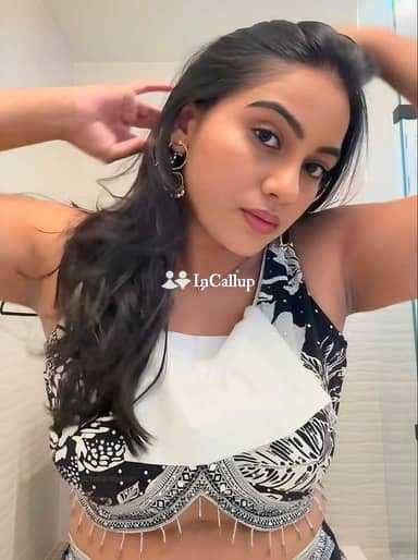 petite with auburn eyes and brown hair available now trusted reliable service - Call Girls in Barrackpore