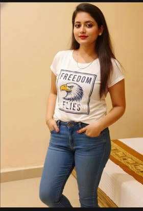 known for being attractive available for long bookings sensual available now trusted reliable service - Call Girls in Barrackpore