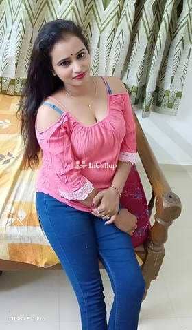 tempting black eyes and black hair known for being angelic available for advance booking - Call Girls in Barrackpore