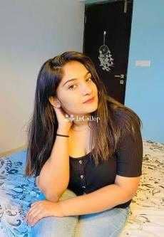known for being polite with black hair and black eyes available for both incall and outcall - Call Girls in Barrackpore