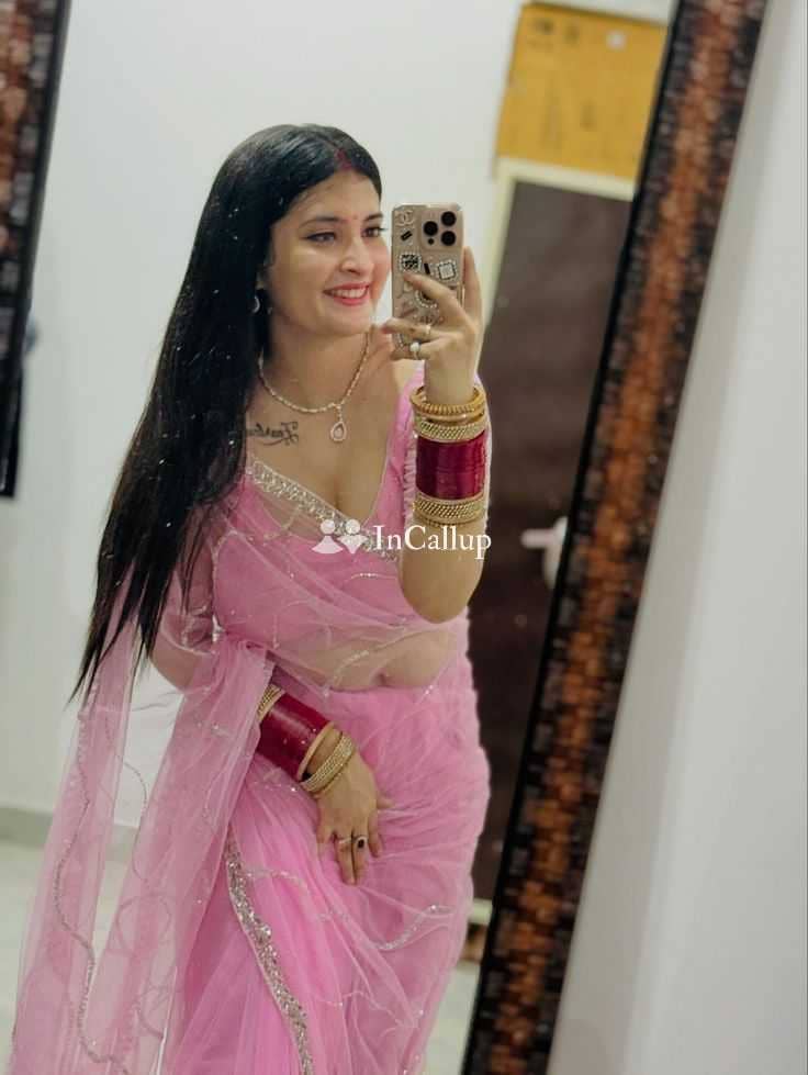 available for short notice available private anal sessions based in basti sensual curves and black hair - Call Girls in Basti
