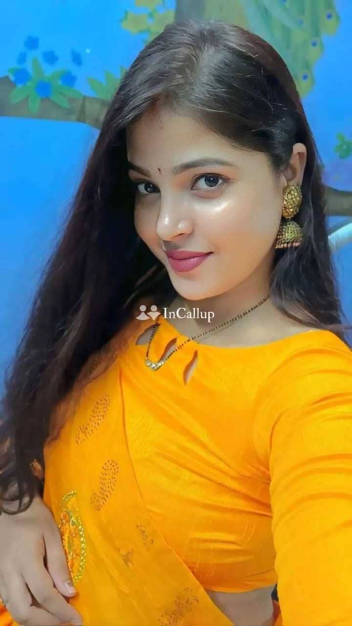 mature brunette hair and black eyes curvy simran twenty one years old call girls available for flexible hours - Call Girls in Belgaum