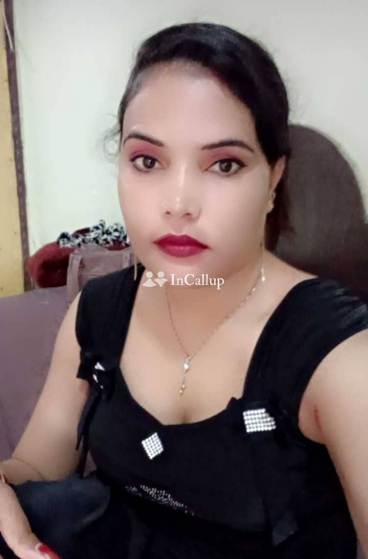 delicate black hair and black eyes luxury girlfriend experience 69 position handjob service - Call Girls in Belgaum