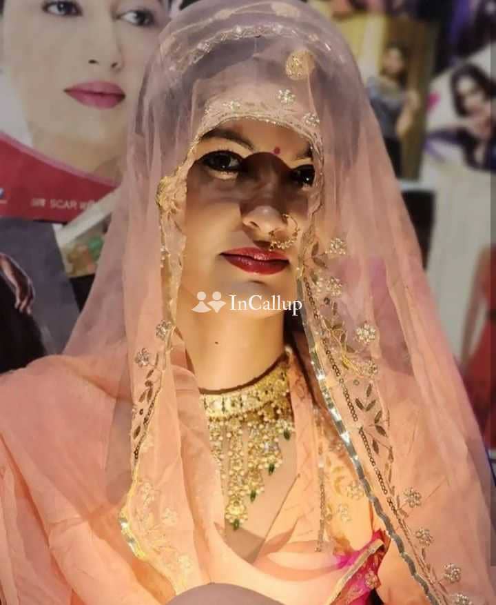 gorgeous full open video call twenty two year old call girls waiting for you available for casual fun - Call Girls in Bellary