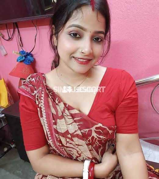 sexy cash payment service twenty one years old call girls fresh black hair and black eyes playful - Call Girls in Bemetara