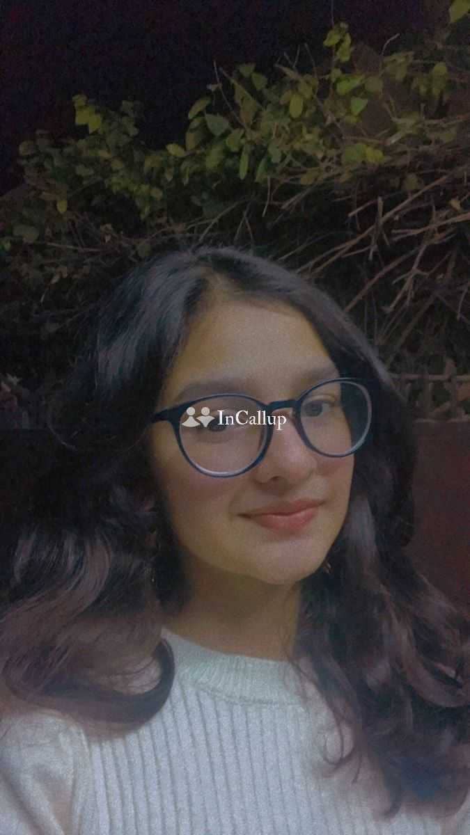 charming oral anal bdsm girlfriend experience escort magnetic black eyes and black hair known for being glamorous - Call Girls in Bemetara