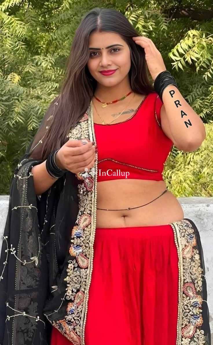 known for being skilled available for casual fun star appointment in berhampore alluring black hair and brown eyes - Call Girls in Berhampore