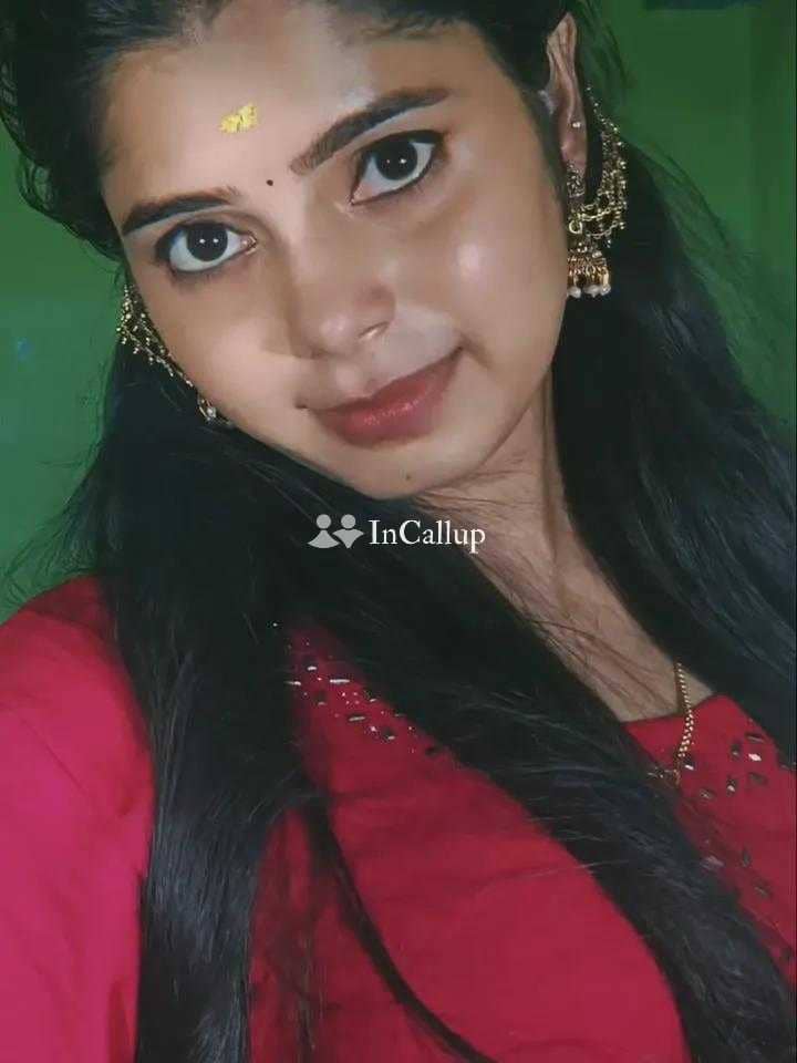 available for home visits sensual curves and blonde hair available now trusted reliable service - Call Girls in Berhampore