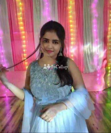 hot black eyes and brown hair classy riya patel eighteen year old call girls woman known for being creative - Call Girls in Berhampore