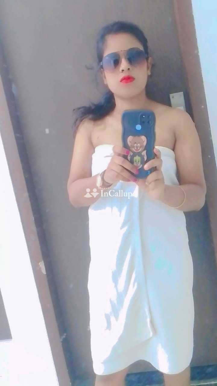living in berhampur available for both incall and outcall find komal a twenty one year old call girls - Call Girls in Berhampur
