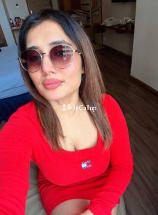 offering erotic massage fetish french kiss role play threesome videocall available for both incall and outcall - Call Girls in Berhampur