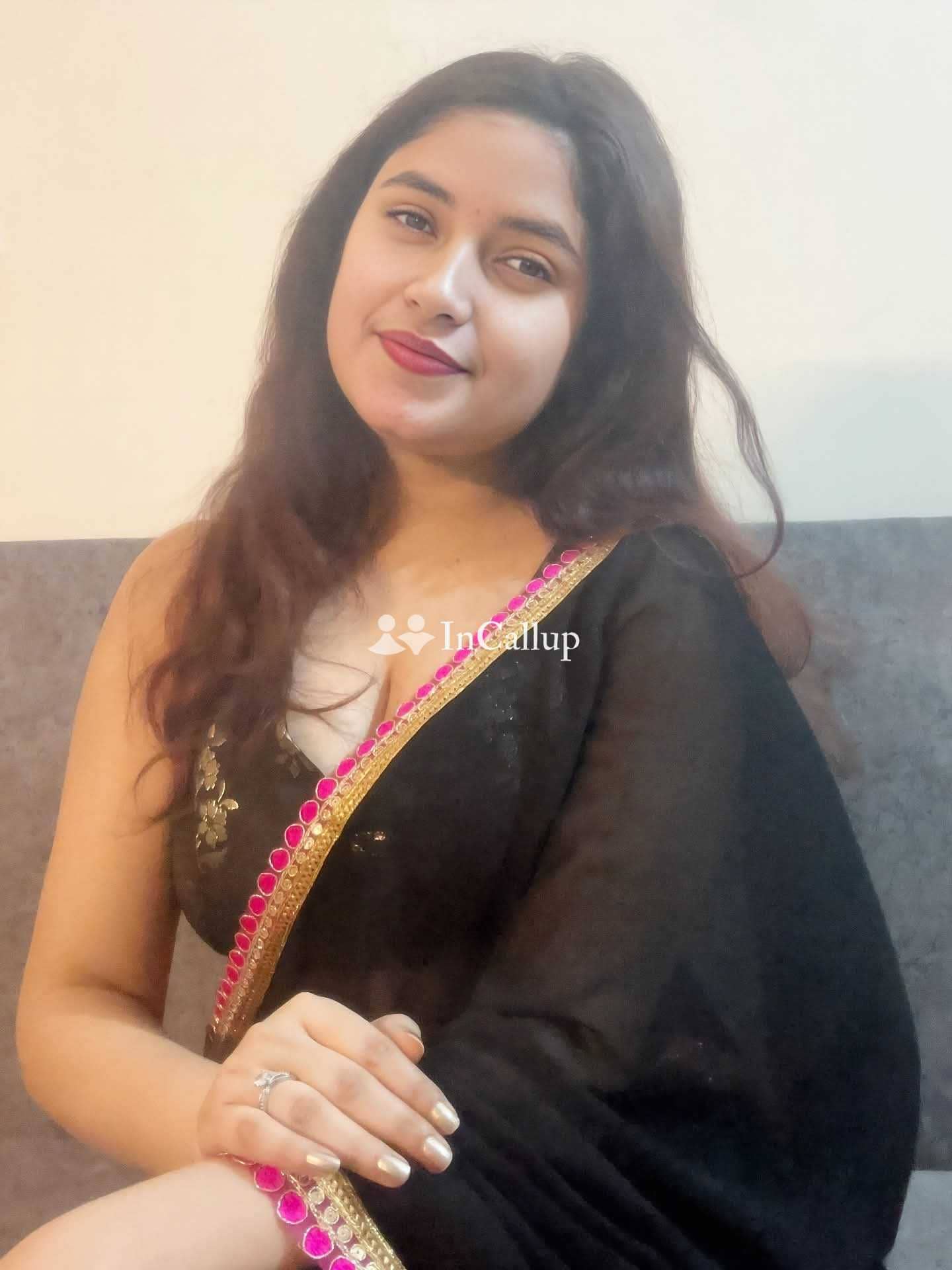 offering service in berhampur available for weekend fun experience passion with riya a twenty year old call girls - Call Girls in Berhampur