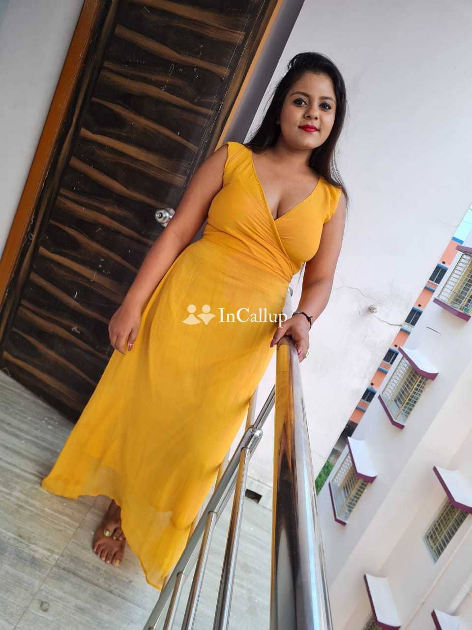 find angal roy a twenty one year old call girls known for being professional with black hair and black eyes - Call Girls in Berhampur