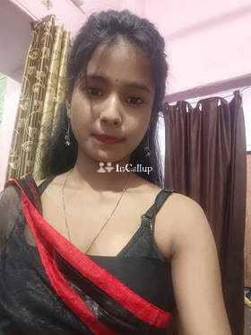 passionate girl from betul known for being warm voluptuous with black hair and black eyes available for casual fun - Call Girls in Betul