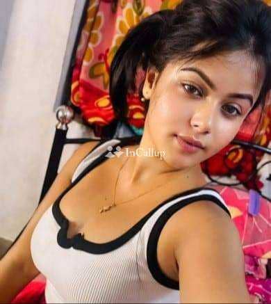 angelic black hair and black eyes known for being magnetic available for incall girlfriend - Call Girls in Bharuch