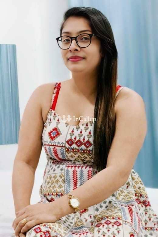 available for casual fun curvy magnetic black eyes and brown hair available now trusted reliable service - Call Girls in Bhavnagar