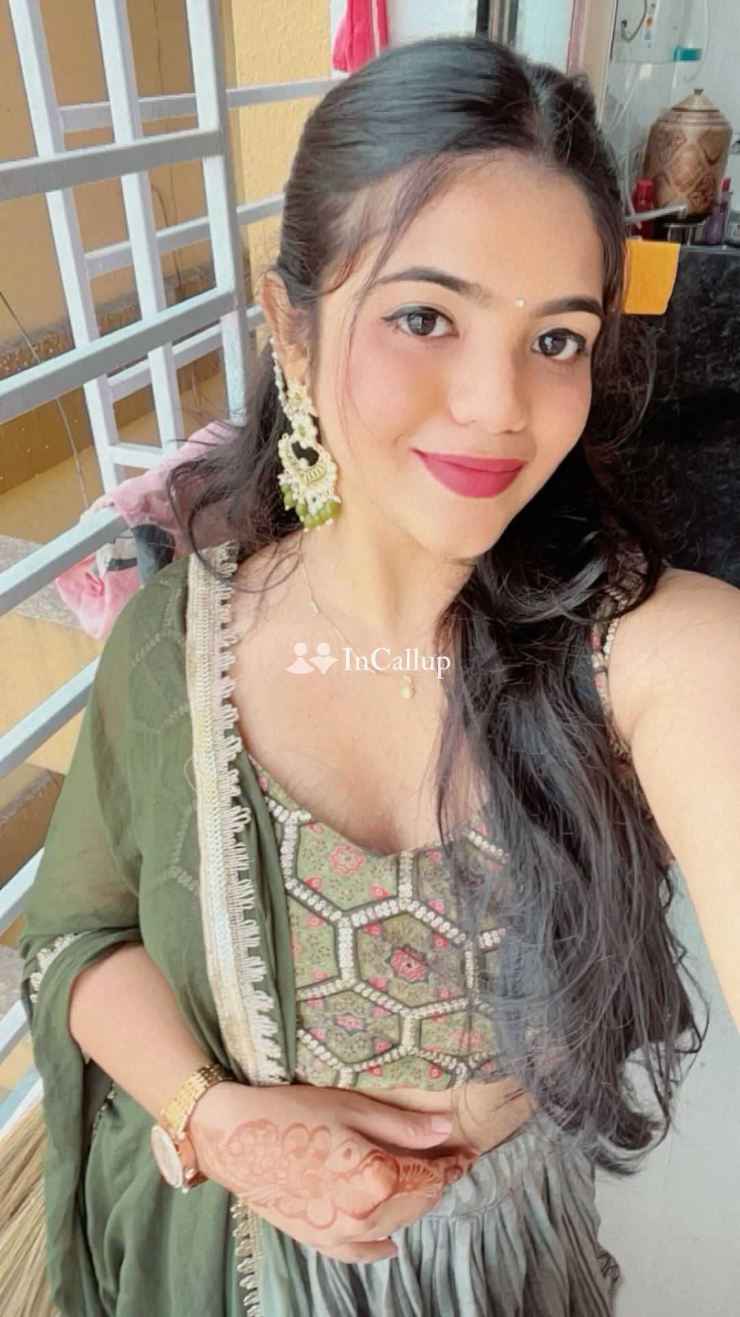 romantic companion in bhavnagar delightful beautiful curves and black eyes available now trusted reliable service - Call Girls in Bhavnagar