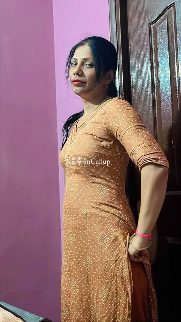 i am priya offering twenty two year old call girls experience elite oral girlfriend experience 69 position services - Call Girls in Bhavnagar