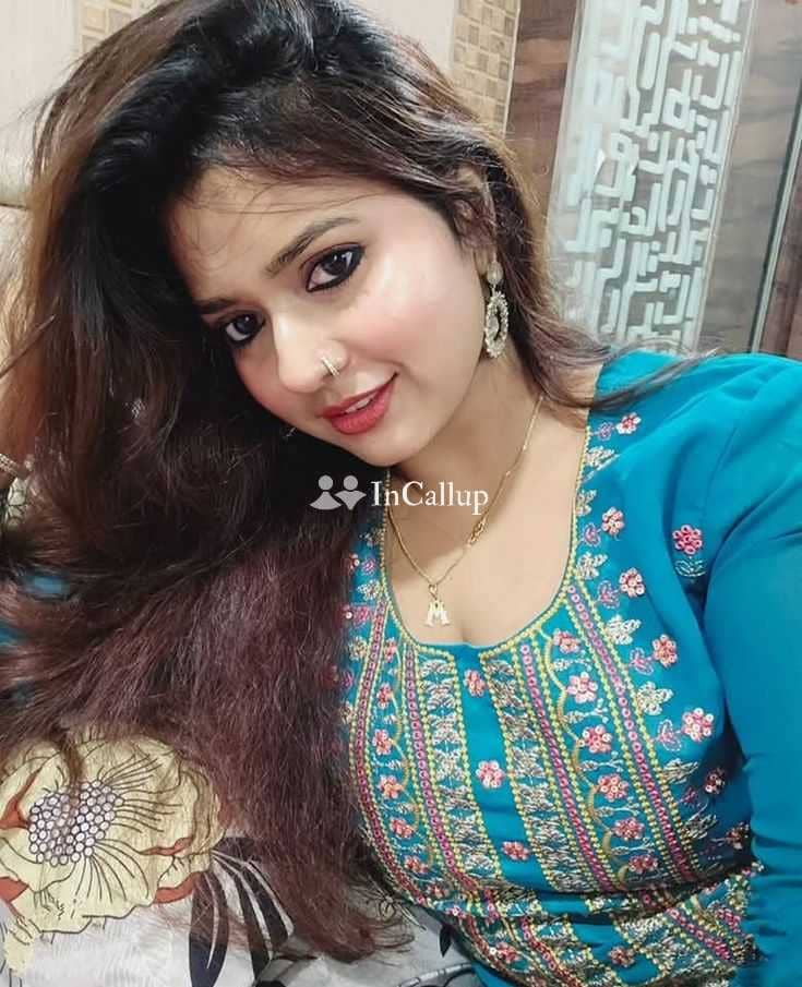having black eyes and black hair available for both incall and outcall available now trusted reliable service - Call Girls in Bhavnagar