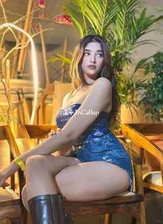 blonde tall with black body type living in bhavnagar available for incall sexy available now trusted reliable service - Call Girls in Bhavnagar