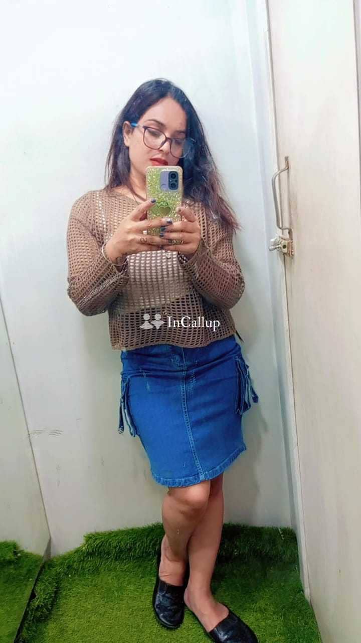 skilled in anal french kiss threesome position black tall with brown body type known for being energetic - Call Girls in Bhavnagar