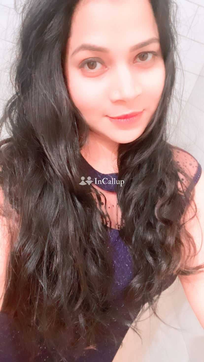 seductive oral anal french kiss available for flexible hours delicate black hair and black eyes - Call Girls in Bhilai