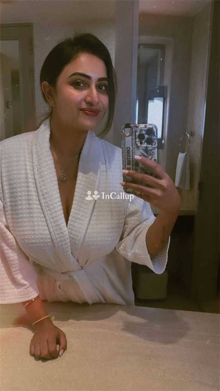 with black body type and brown eyes available in bhilai discover soni patel aged twenty one a call girls - Call Girls in Bhilai