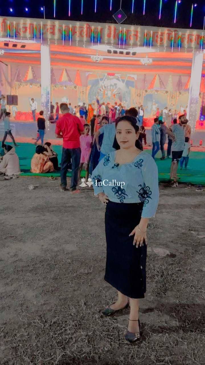 discover priya aged twenty one offering elite call girls services adorable blonde eyes and black hair - Call Girls in Bhiwandi