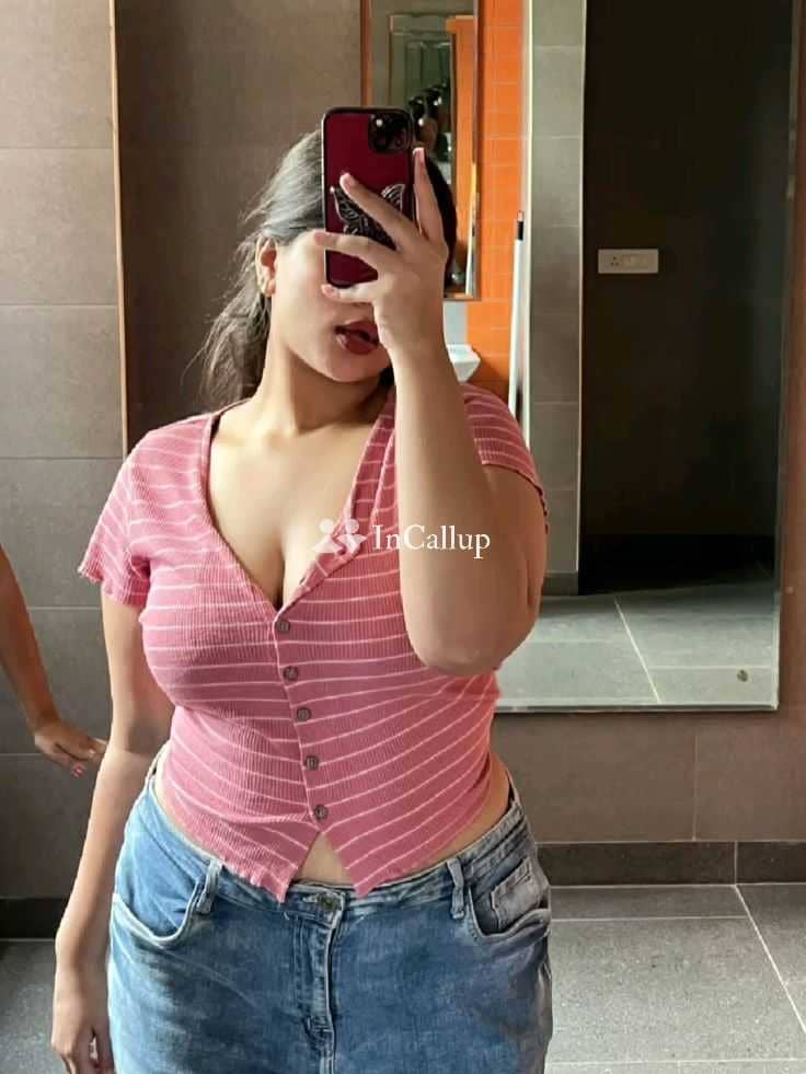 alluring black hair and black eyes explore arawy angel stunning twenty year old call girls companion - Call Girls in Bhiwani