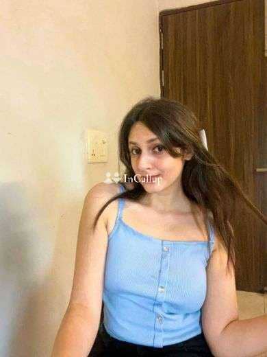 introducing komal a twenty one year old call girls ready to please available for flexible hours present in bhopal - Call Girls in Bhopal