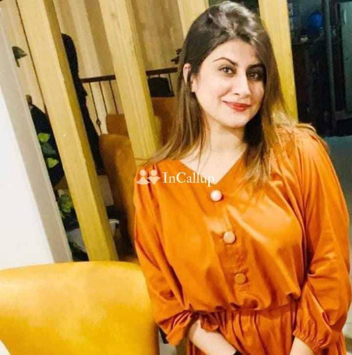 find bhuj a twenty one year old call girls with black body type and black eyes sexy - Call Girls in Bhuj