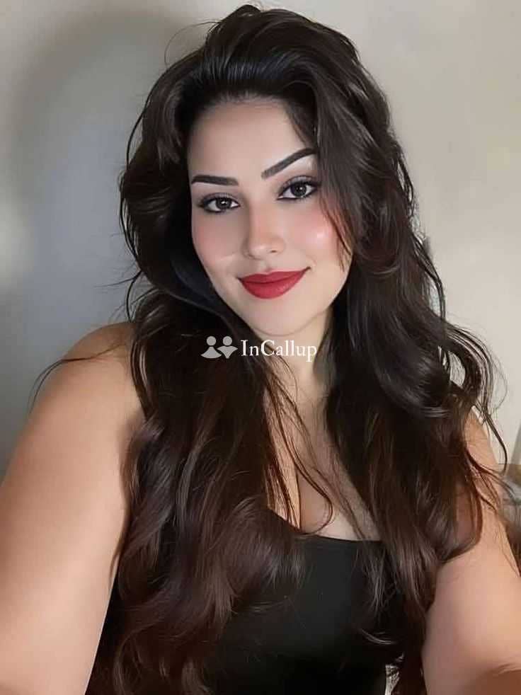 romantic anal time model look with black eyes and blue hair available for overnight stays - Call Girls in Bhuj