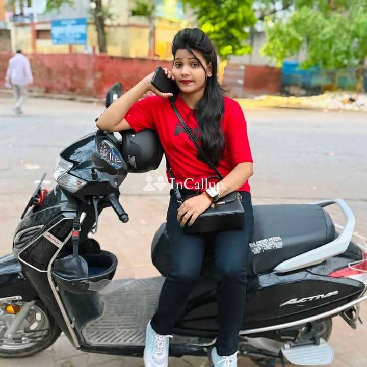 glamorous sunita kumari twenty years old call girls mature blonde hair and black eyes bishnupur escort service - Call Girls in Bishnupur