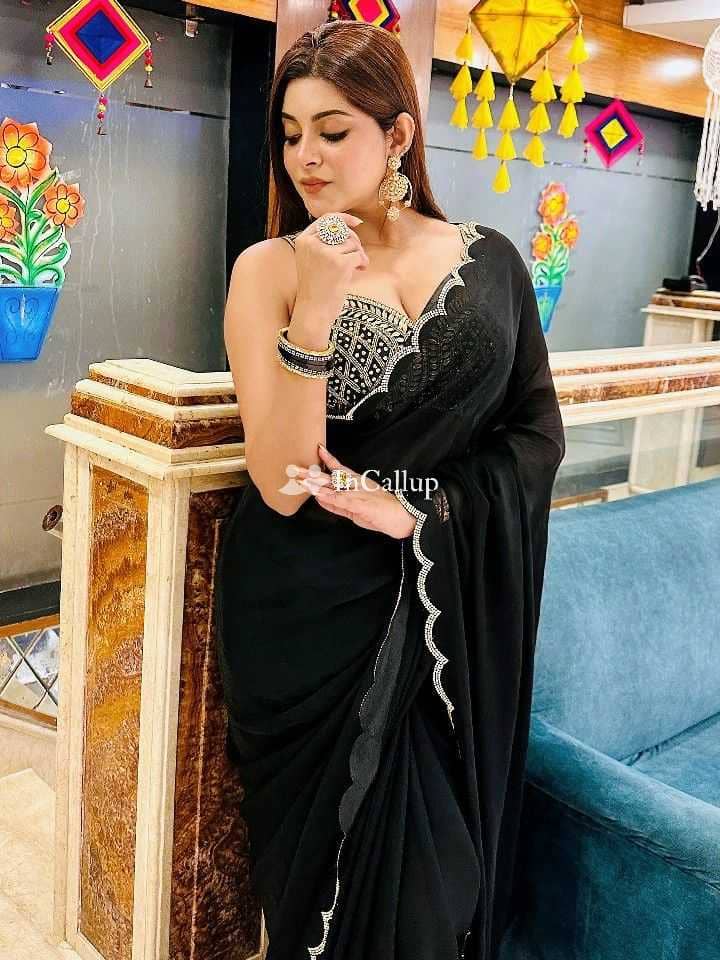 glamorous siya twenty three years old call girls smooth black eyes and black hair known for being naughty - Call Girls in Biswanath