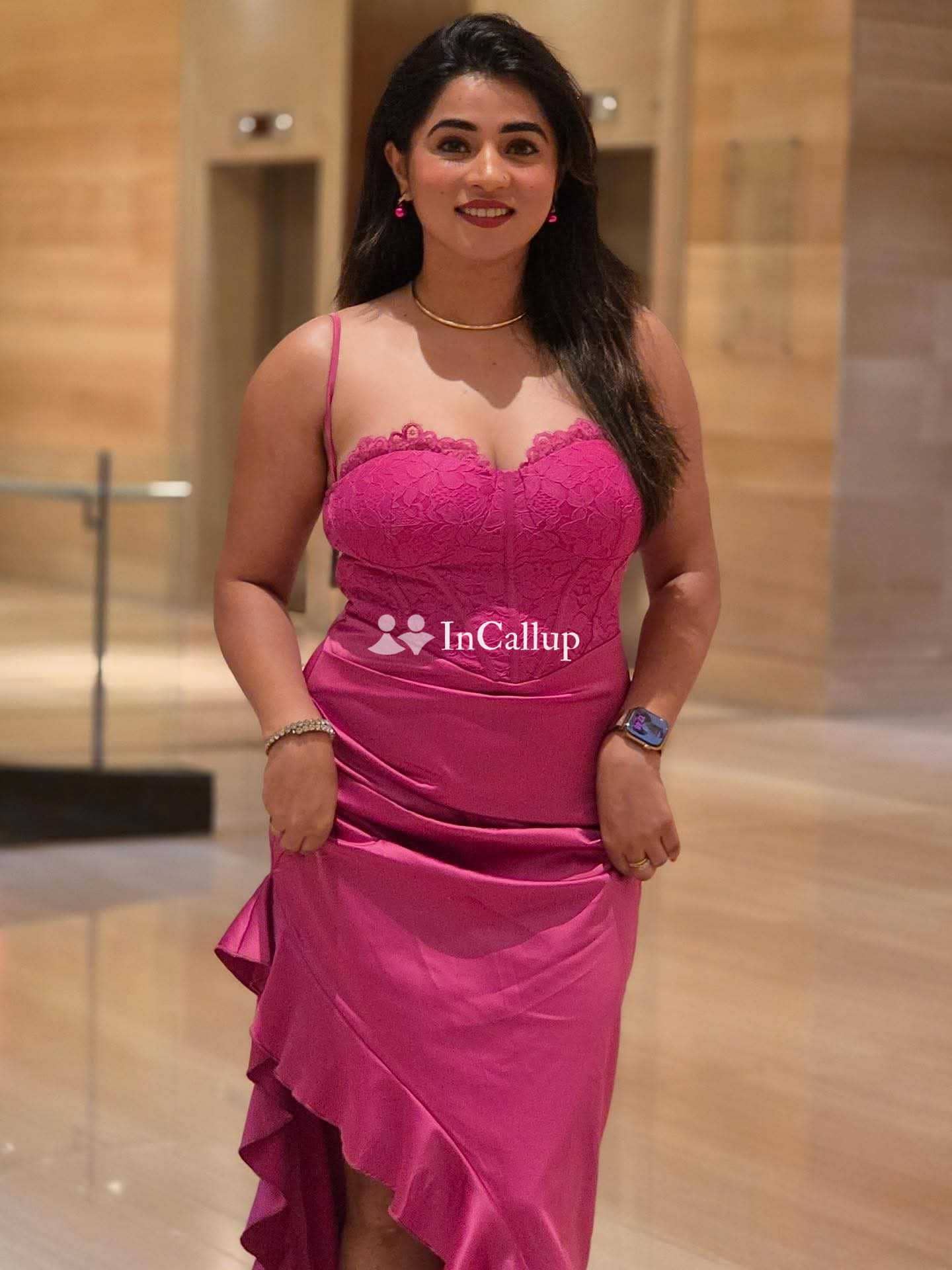 girls from bokaro stunning black hair and brown body available for long bookings - Call Girls in Bokaro