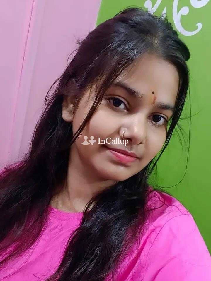 exclusive available for business trip service with slim body and blonde hair friendly escort in bokaro - Call Girls in Bokaro